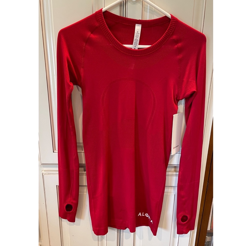 NWT Lululemon “Aloha” Limited Edition Swiftly Tech Long Sleeve Shirt, Size 4